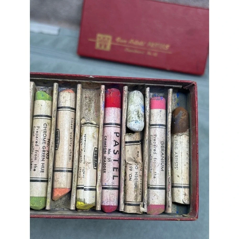 Vintage Weber Fine Artists Pastels Assortment No 12 Red Box Made in USA 12 Count